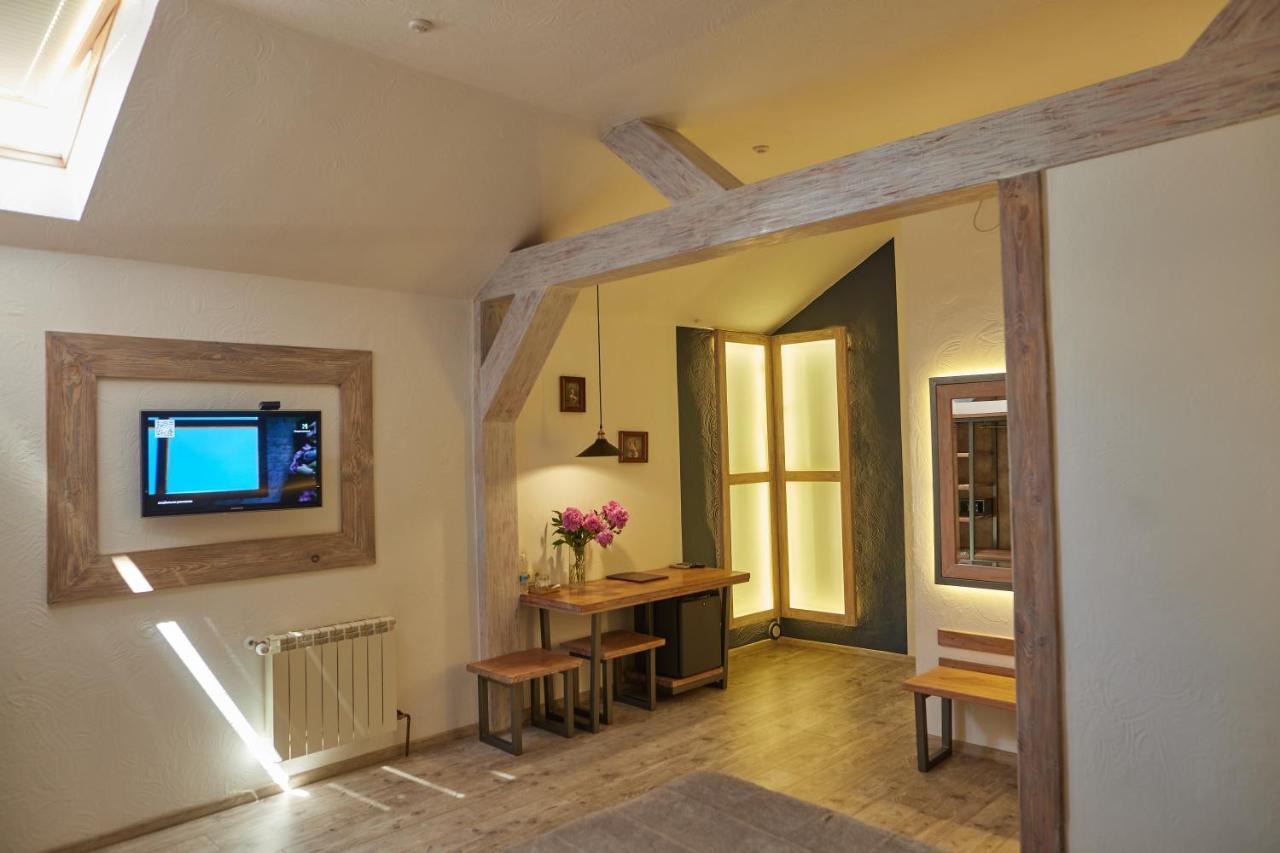 Zdybanka Otel Sumi Dış mekan fotoğraf