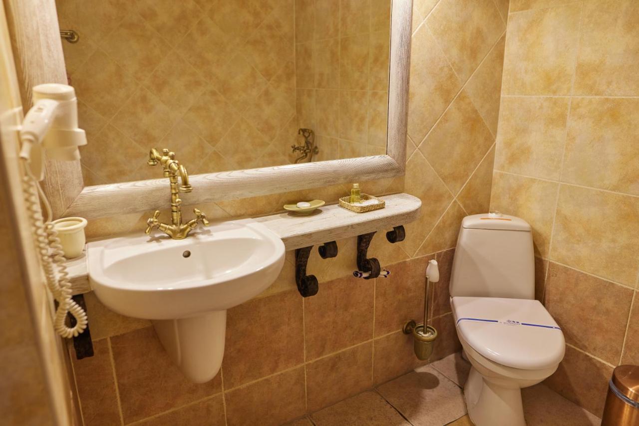 Zdybanka Otel Sumi Dış mekan fotoğraf