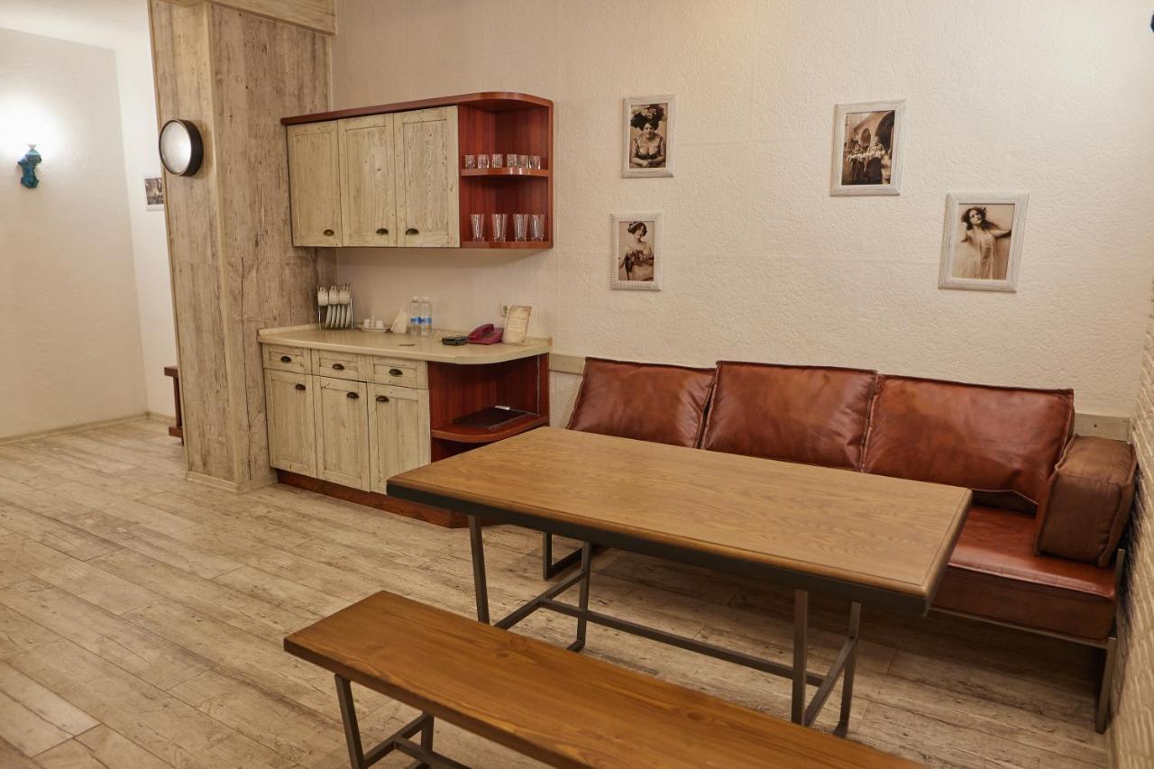 Zdybanka Otel Sumi Dış mekan fotoğraf
