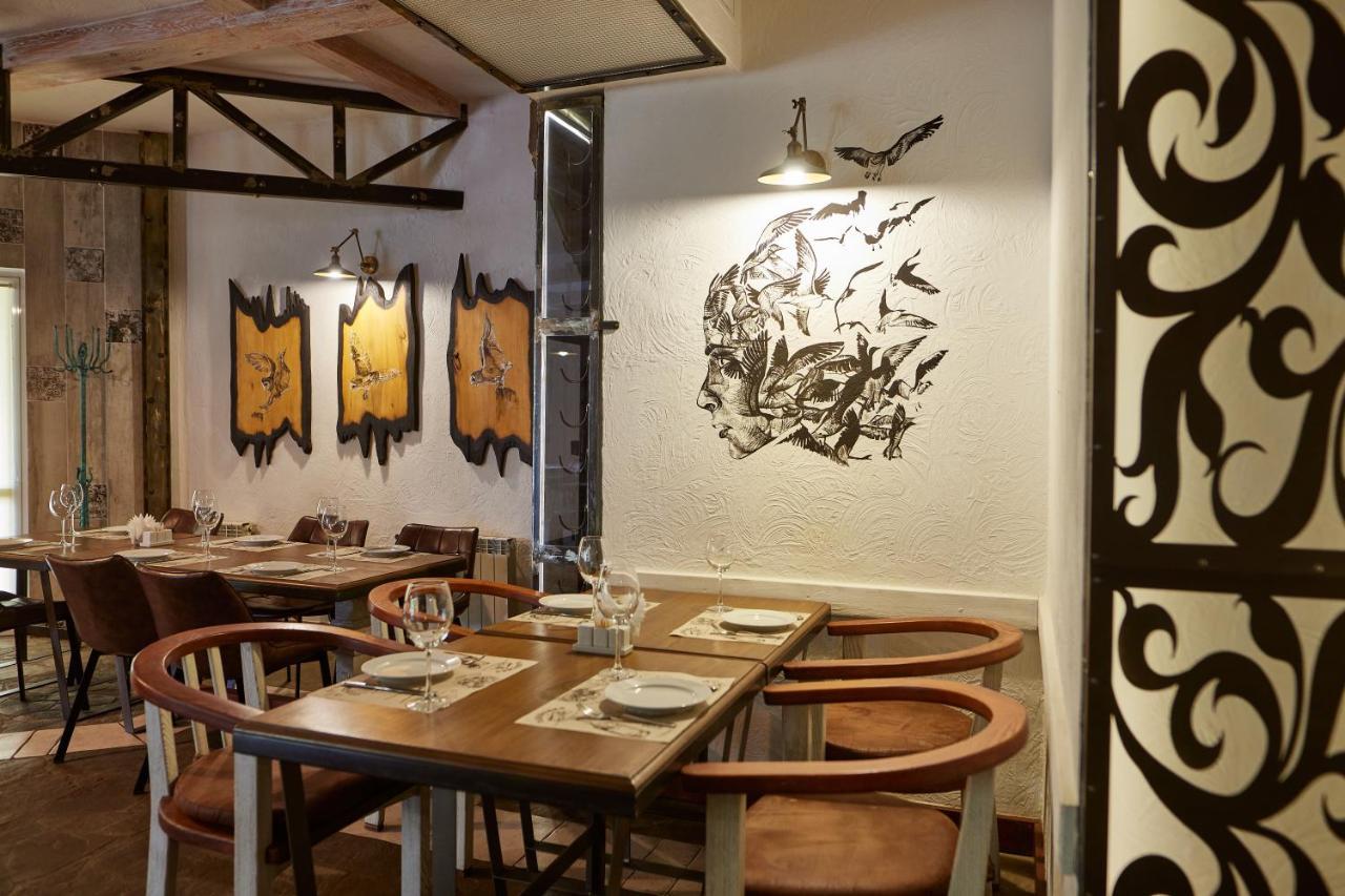 Zdybanka Otel Sumi Dış mekan fotoğraf