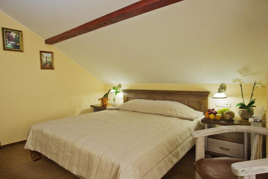 Zdybanka Otel Sumi Dış mekan fotoğraf