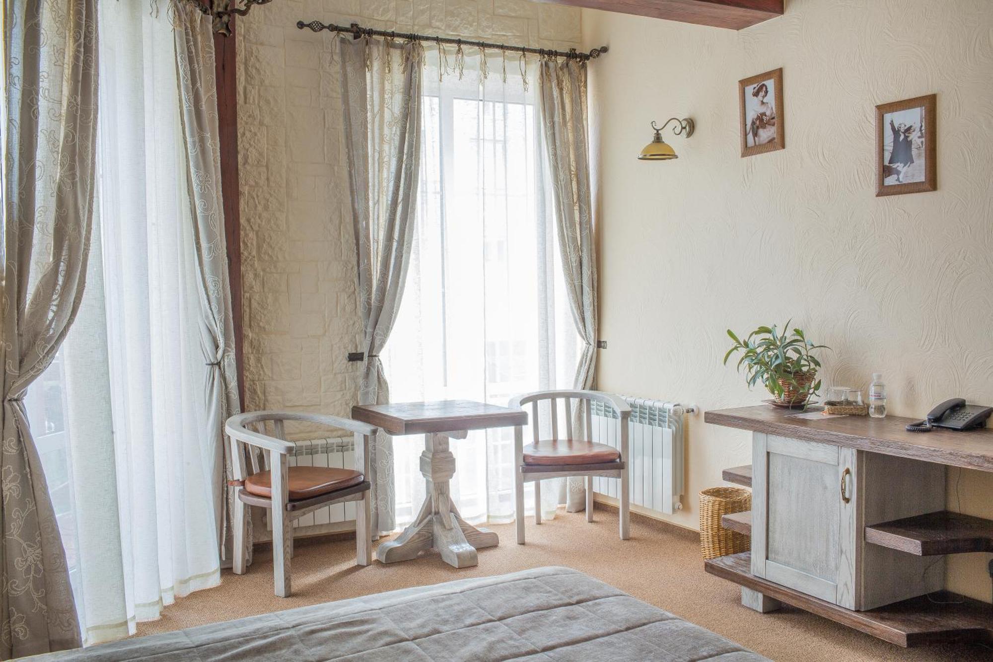 Zdybanka Otel Sumi Dış mekan fotoğraf