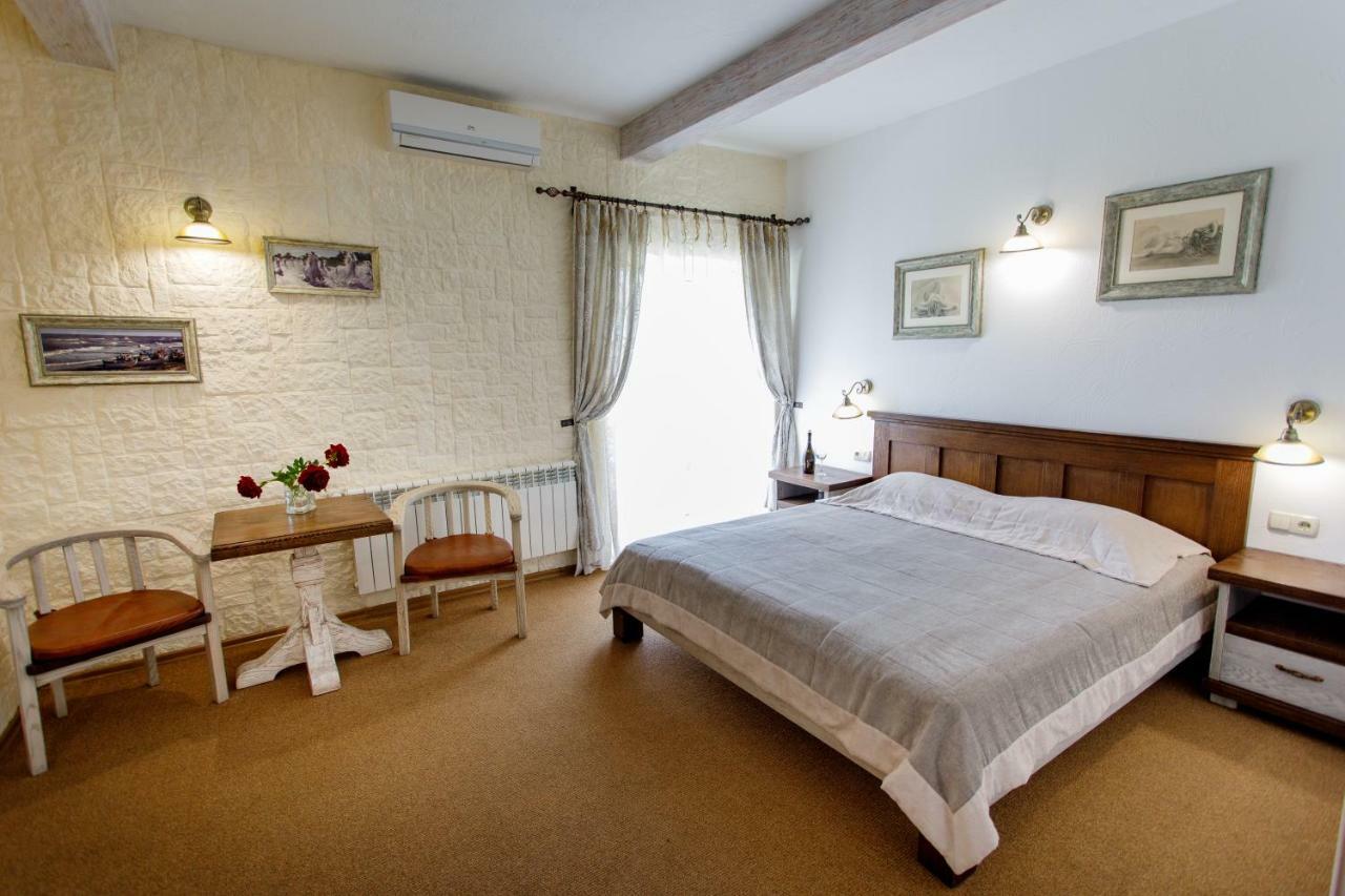 Zdybanka Otel Sumi Dış mekan fotoğraf